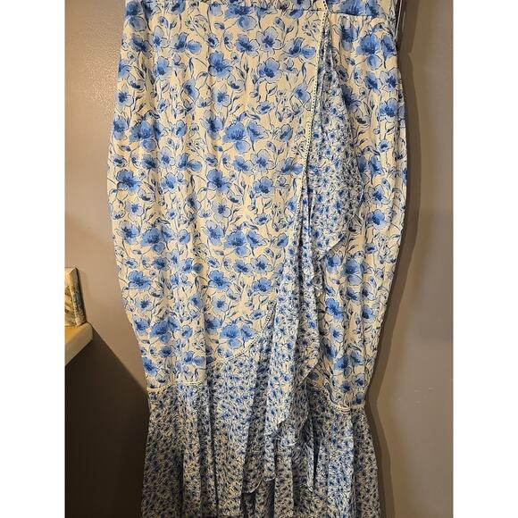 NWT Maison Tara Blue Floral V-Neck Ruffle Sleeveless Maxi Dress Womans Size 16 - Picture 4 of 9